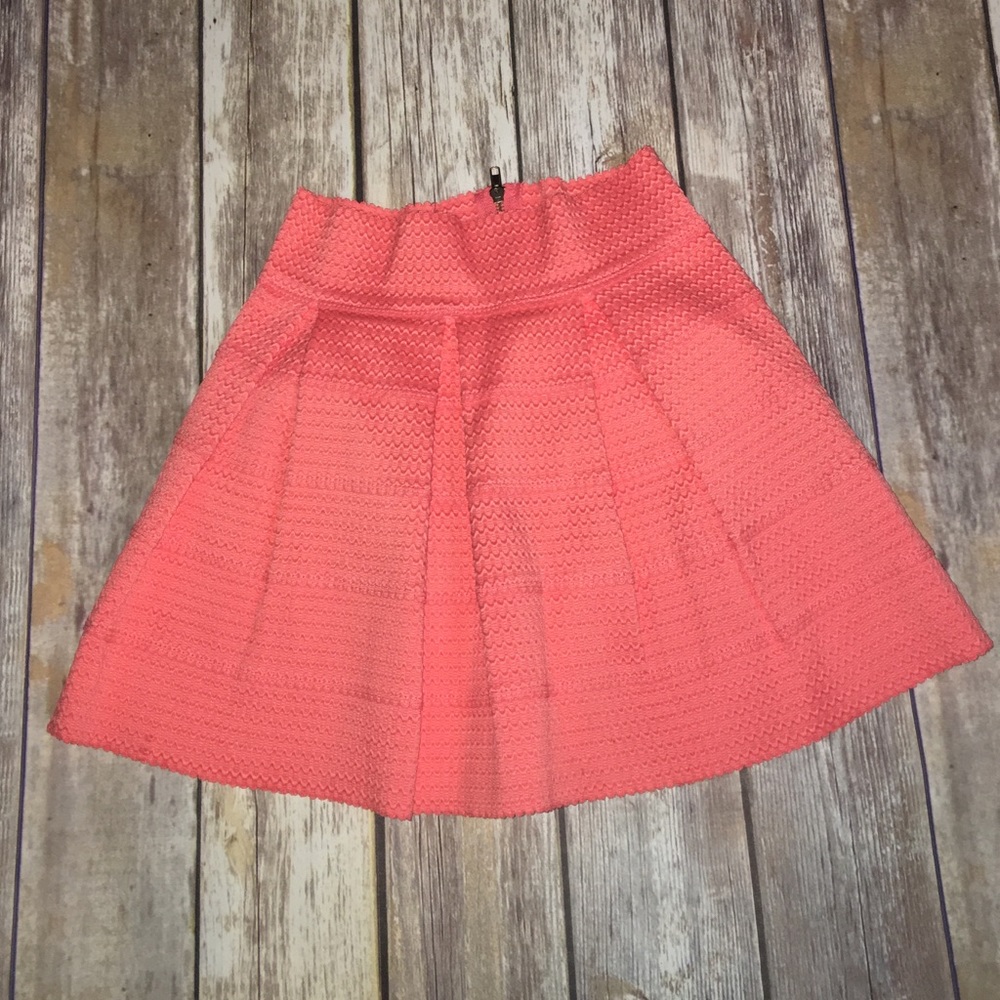 Pristine Coral Mini Skirt (Size Medium)